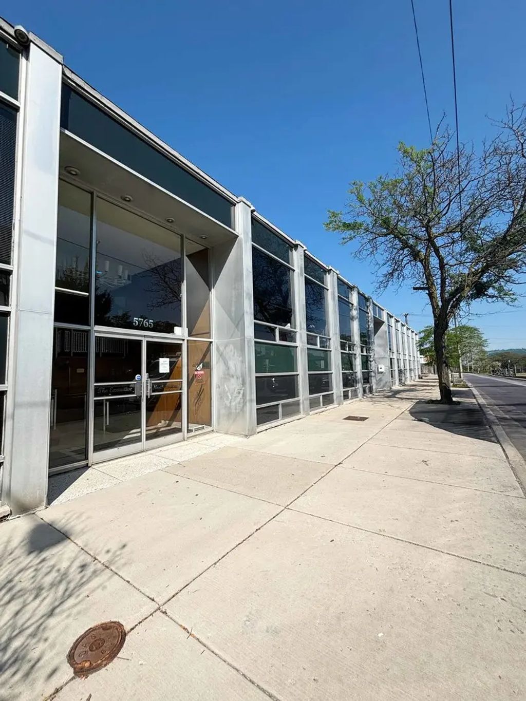 5765 N Lincoln Avenue 16, Chicago