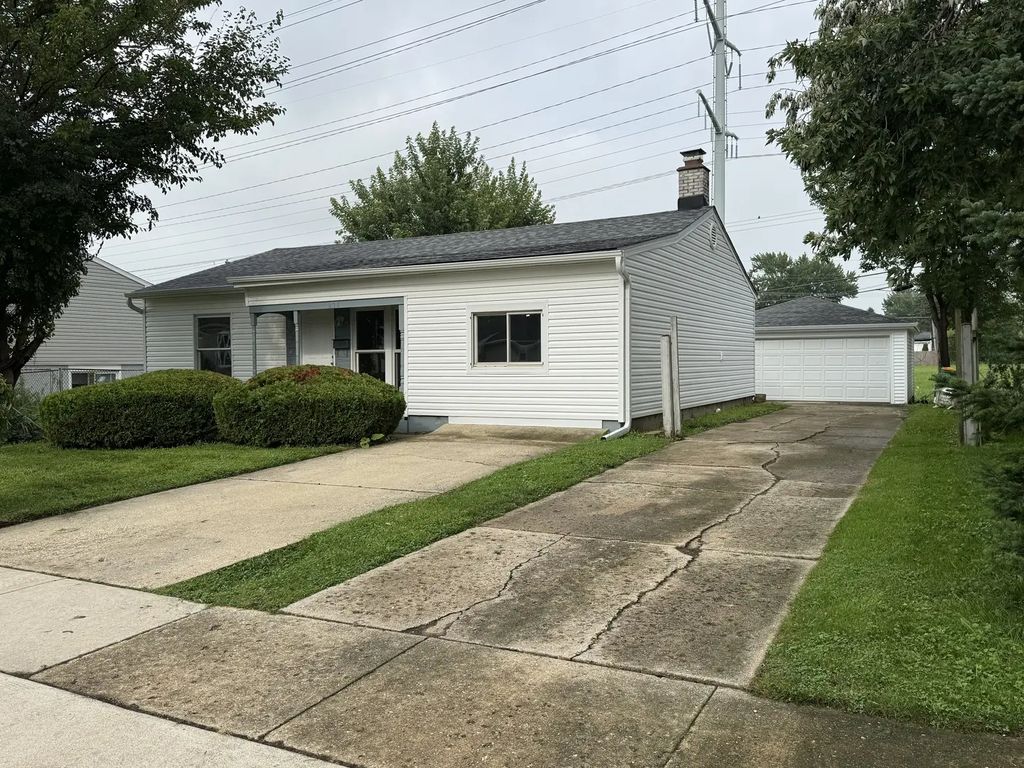 205 Linden Avenue, Romeoville