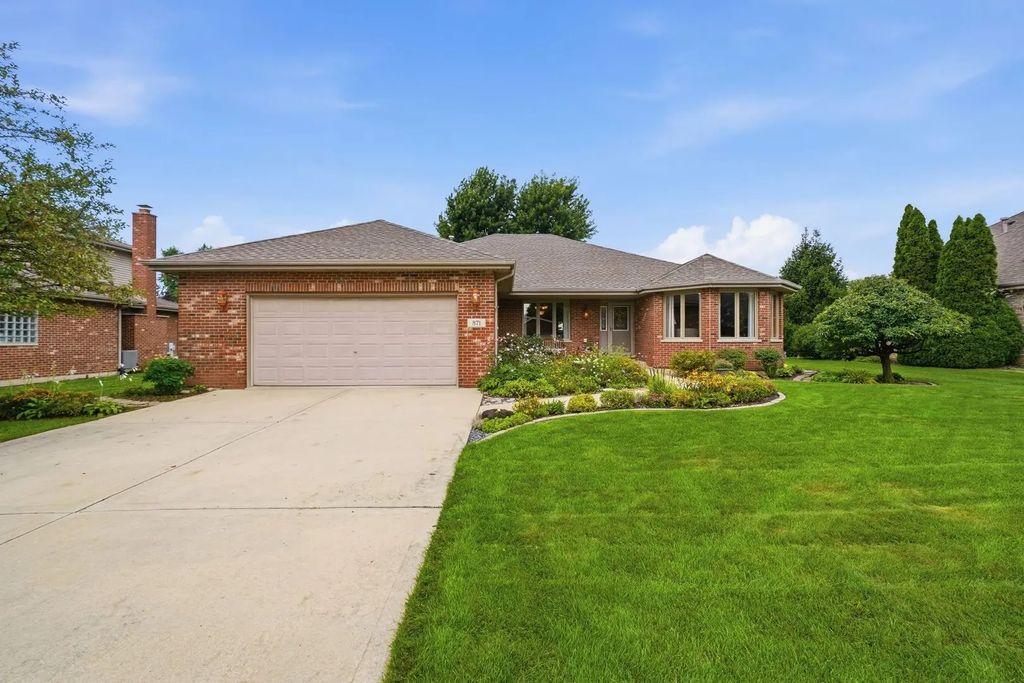 871 Laurel Bay, New Lenox