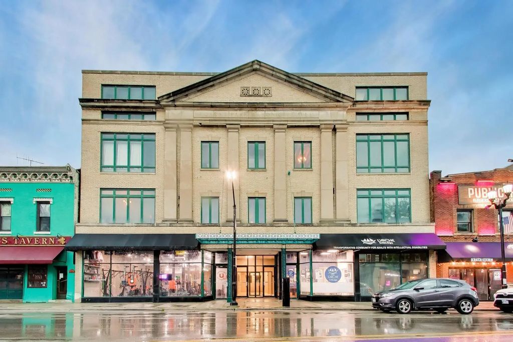 7509 W Madison Street 2d, Forest Park