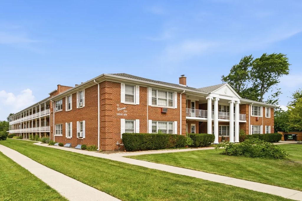 2000 Parkside Drive Fg, Park Ridge