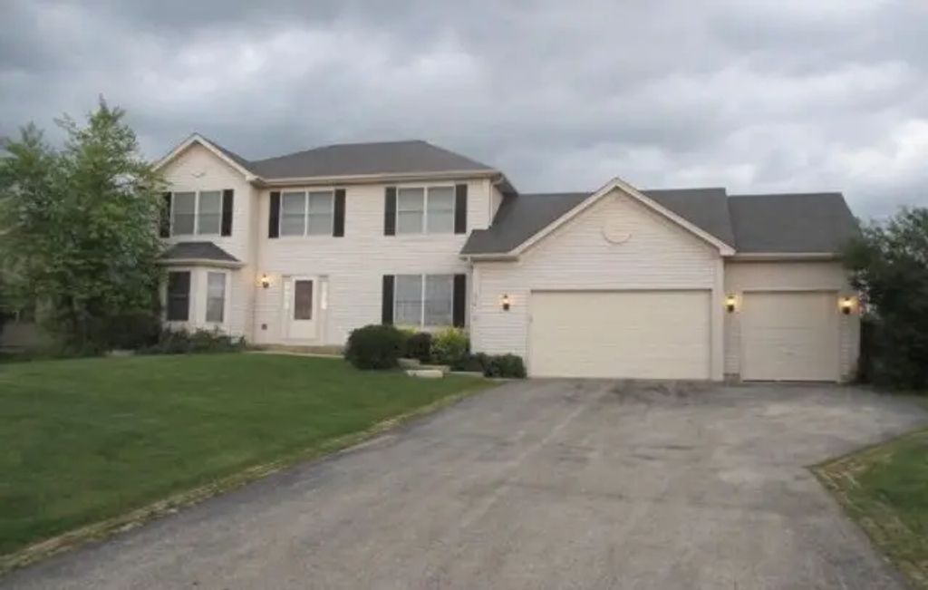 5490 Fox Path Lane, Hoffman Estates
