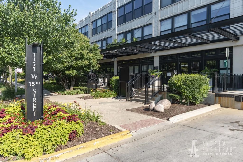 1151 W 15th Street 237, Chicago