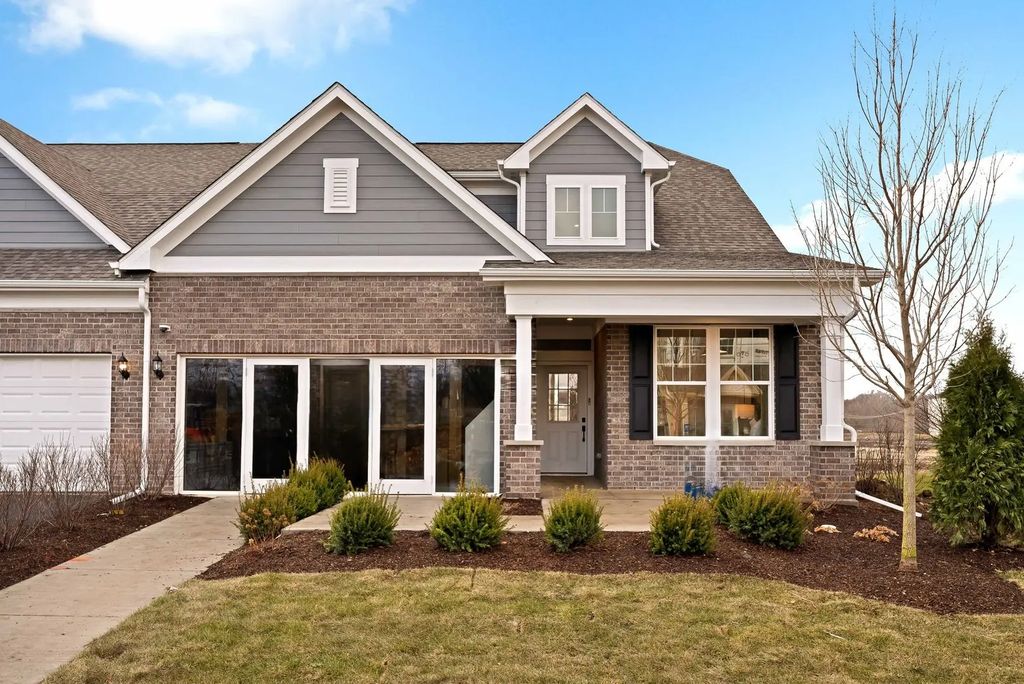 6202 Sandbelt Drive 23001, Woodridge