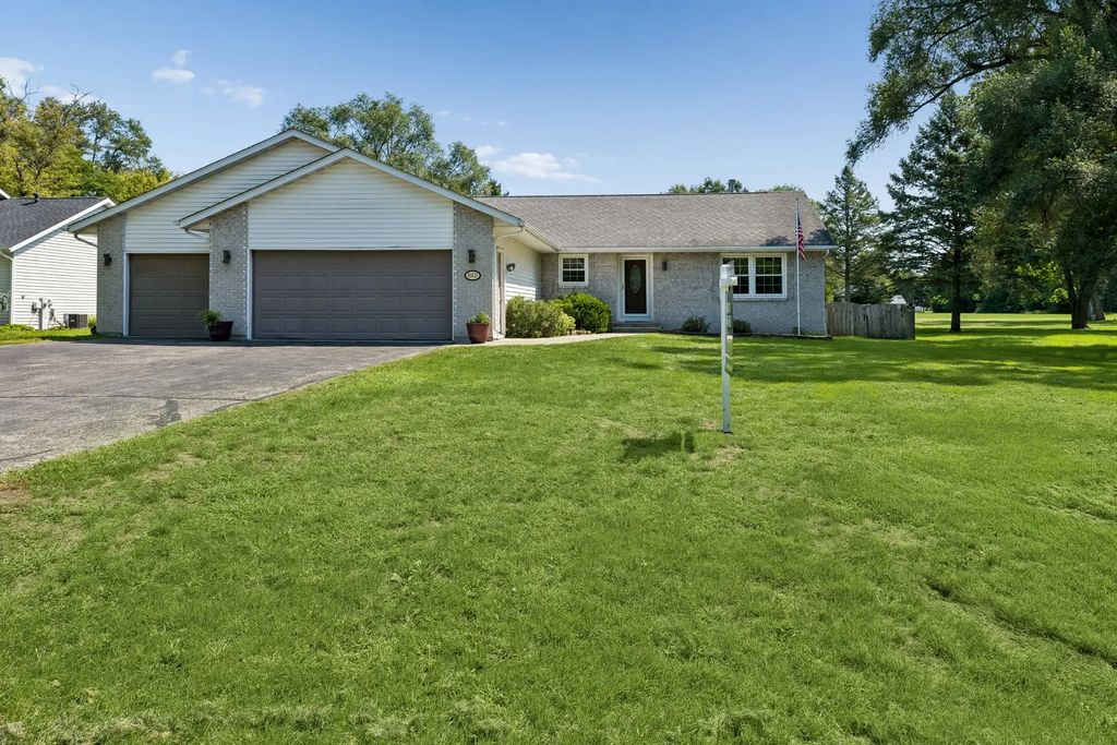 10831 Miller Lane, Machesney Park