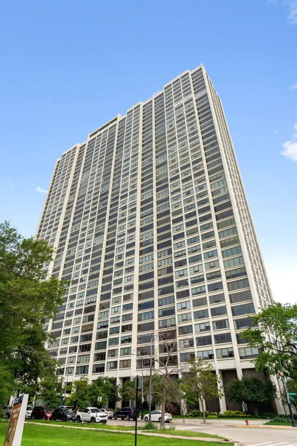 2800 N Lake Shore Drive 2015, Chicago, 60657