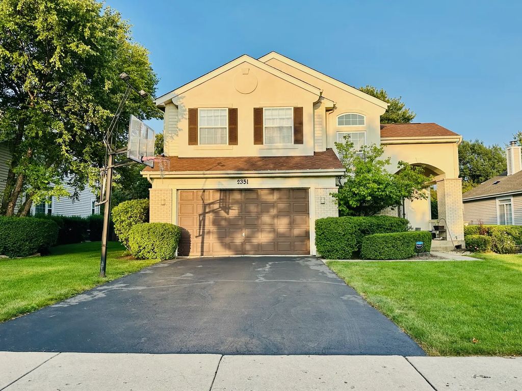 2351 Apple Hill Lane, Buffalo Grove