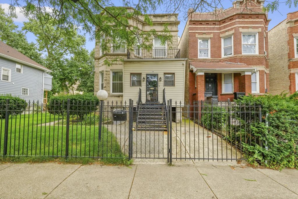 34 N Lockwood Avenue, Chicago
