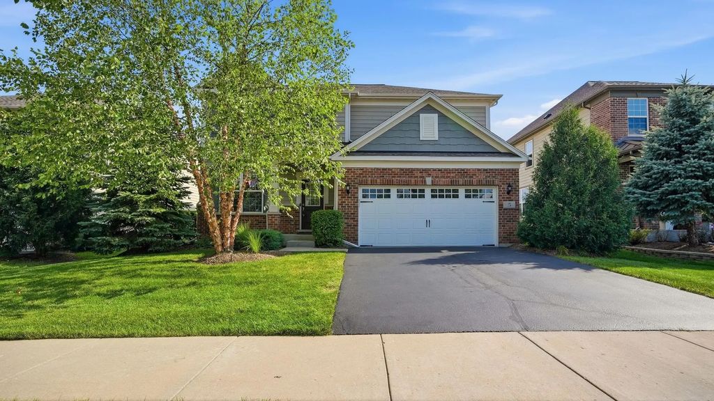 5 Palisades Boulevard, Hawthorn Woods