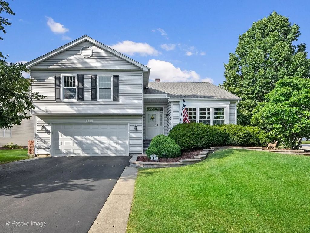 575 Adare Road, Bartlett