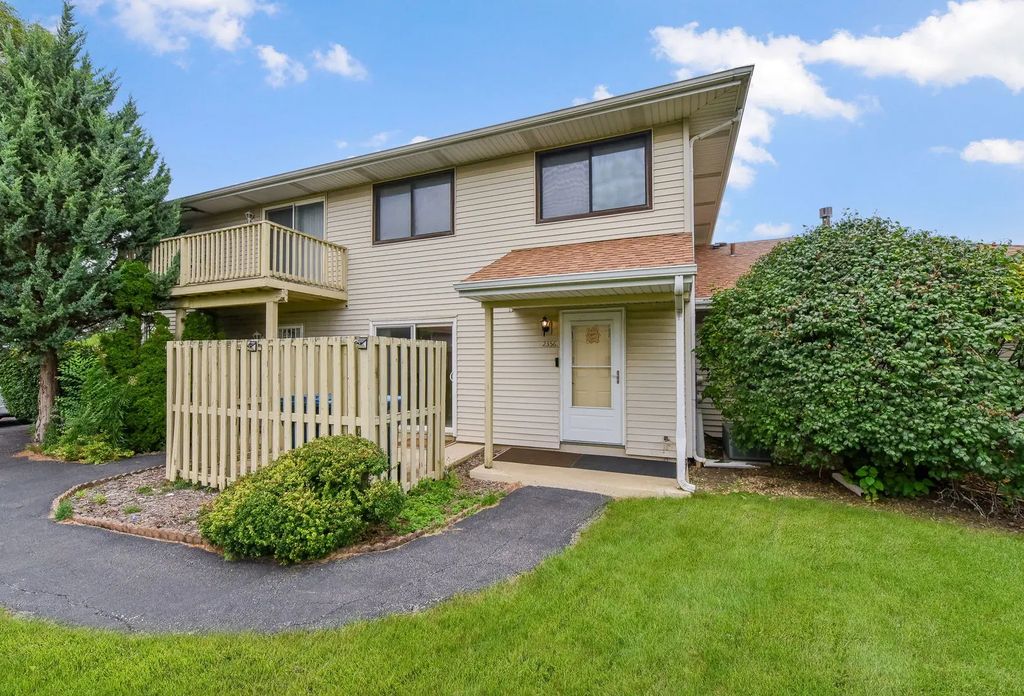 2356 Carnation Drive 2356, Crest Hill