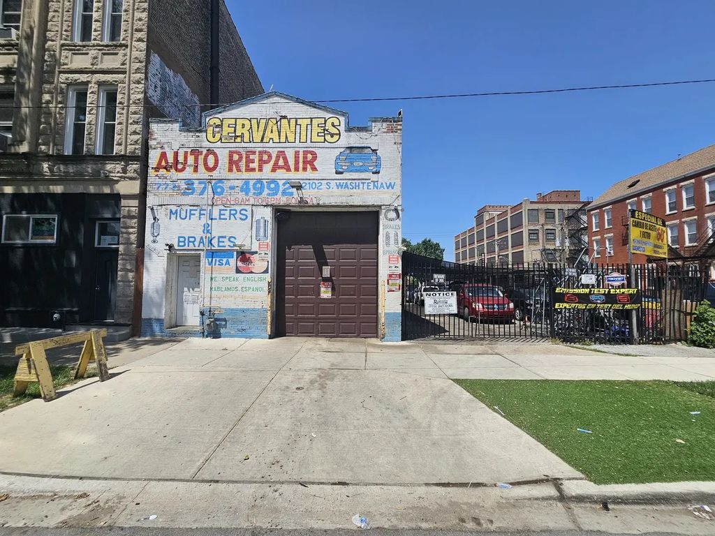 2100 S Washtenaw Avenue, Chicago, 60608