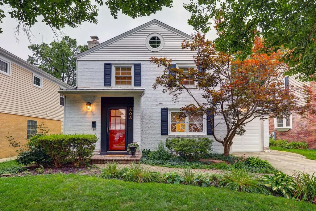308 S Albert Street, Mount Prospect