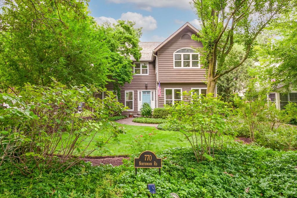 770 Northmoor Road, Lake Forest, 60045