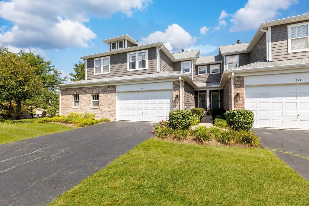 73 Woodview Drive, Glen Ellyn