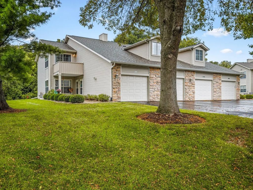5632 Andrews Drive 3, Roscoe