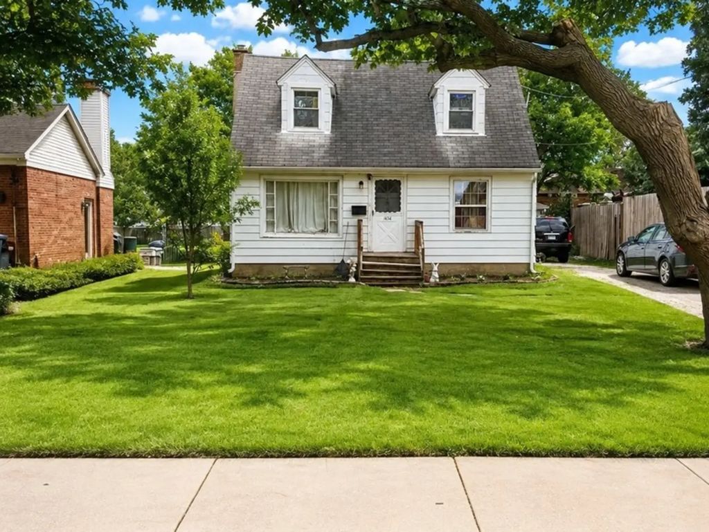 1636 Webster Lane, Des Plaines