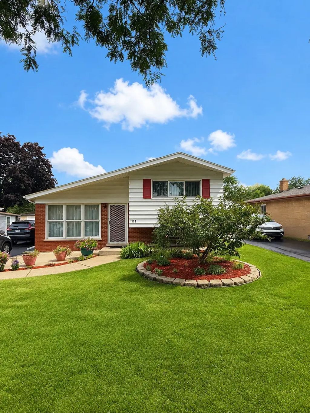 116 N May Street, Addison