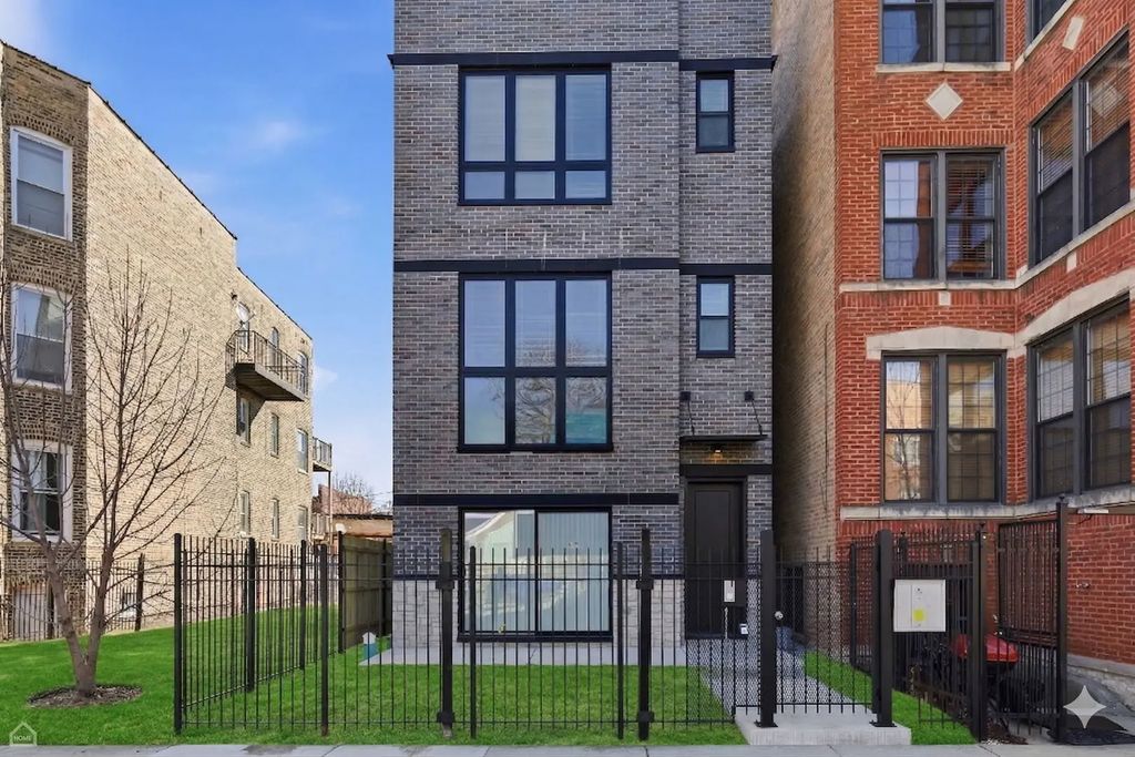 4841 S Prairie Avenue, Chicago, 60615