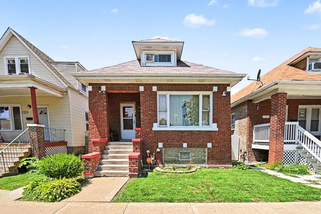 5710 S Washtenaw Avenue, Chicago