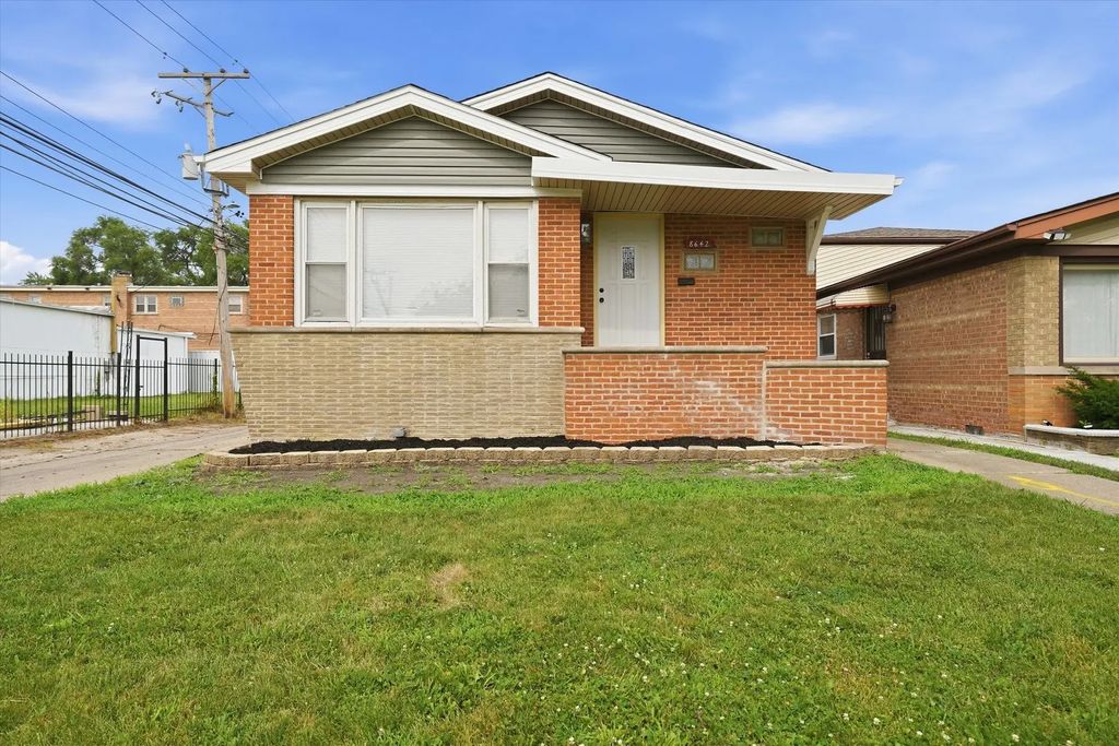 8642 S Indiana Avenue, Chicago