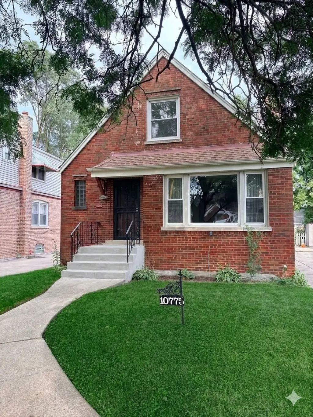 10775 S Peoria Street, Chicago, 60643