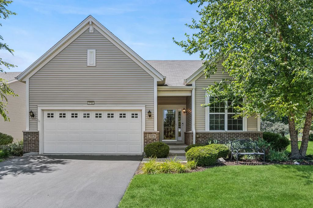2703 Northmoor Drive, Naperville