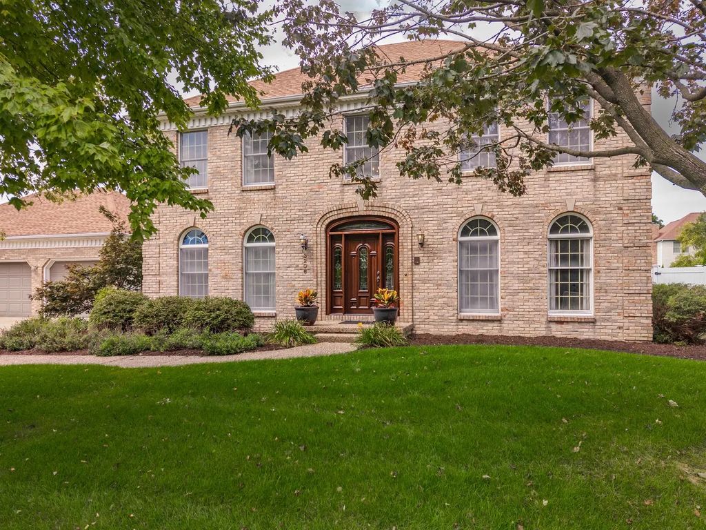3206 Leafy Lane, Bloomington