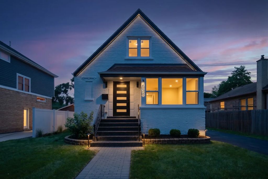 3653 W 107th Street, Chicago, 60655