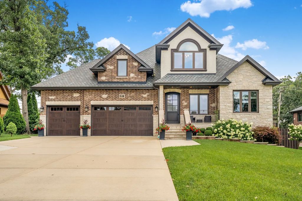 10047 S 86th Court, Palos Hills