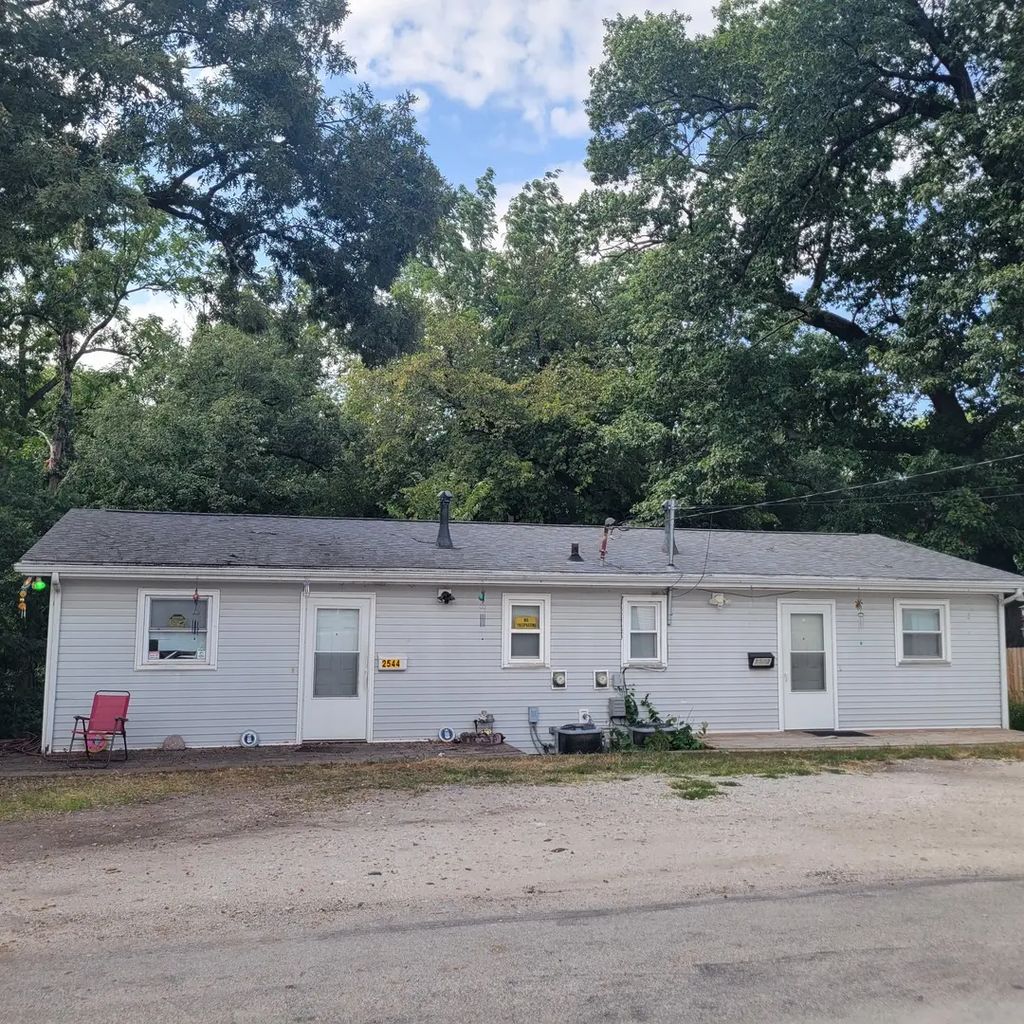 2542 - 2544 6th Street Court, East Moline