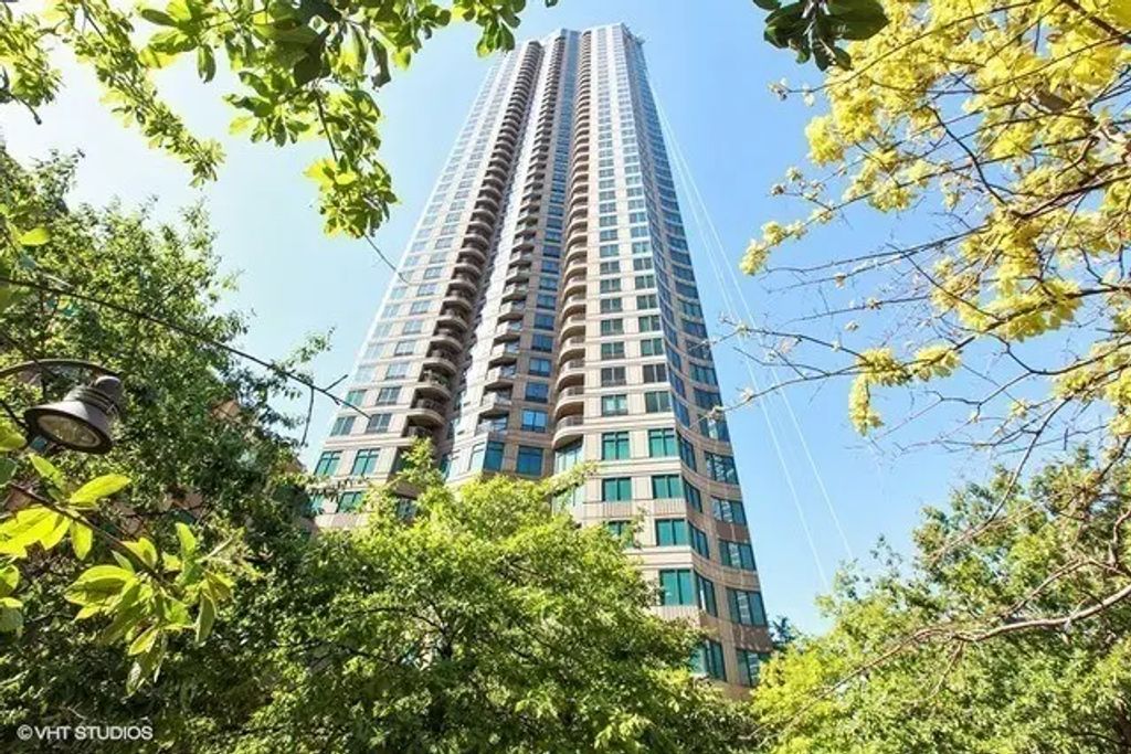 400 N Lasalle Street 3602, Chicago
