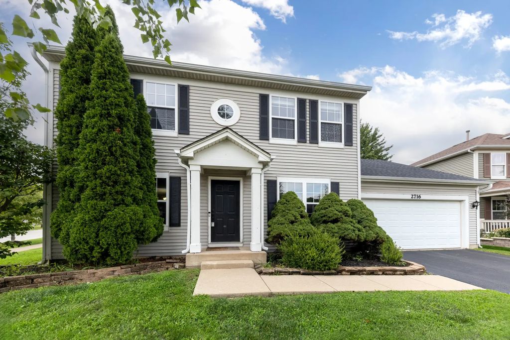 2716 Middleton Court, Aurora
