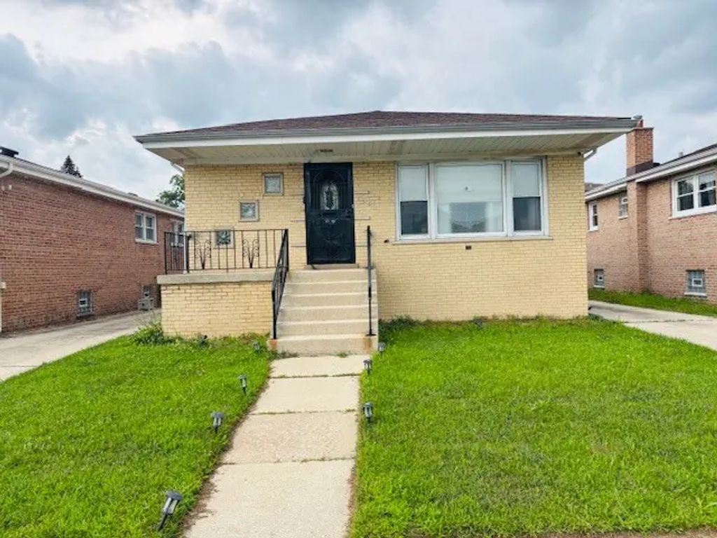 380 Bensley Avenue, Calumet City