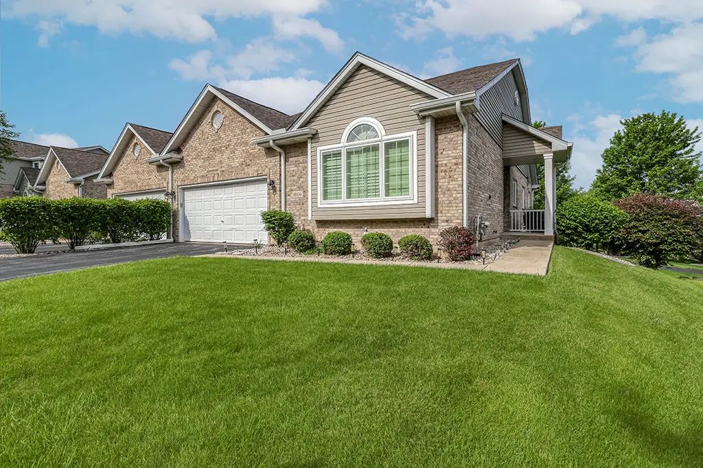 18106 Waterside Circle, Orland Park