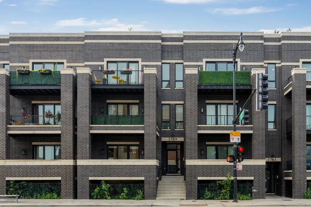 2759 W Lawrence Avenue 2w, Chicago