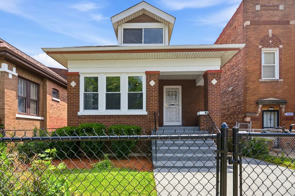 7643 S Paulina Street, Chicago