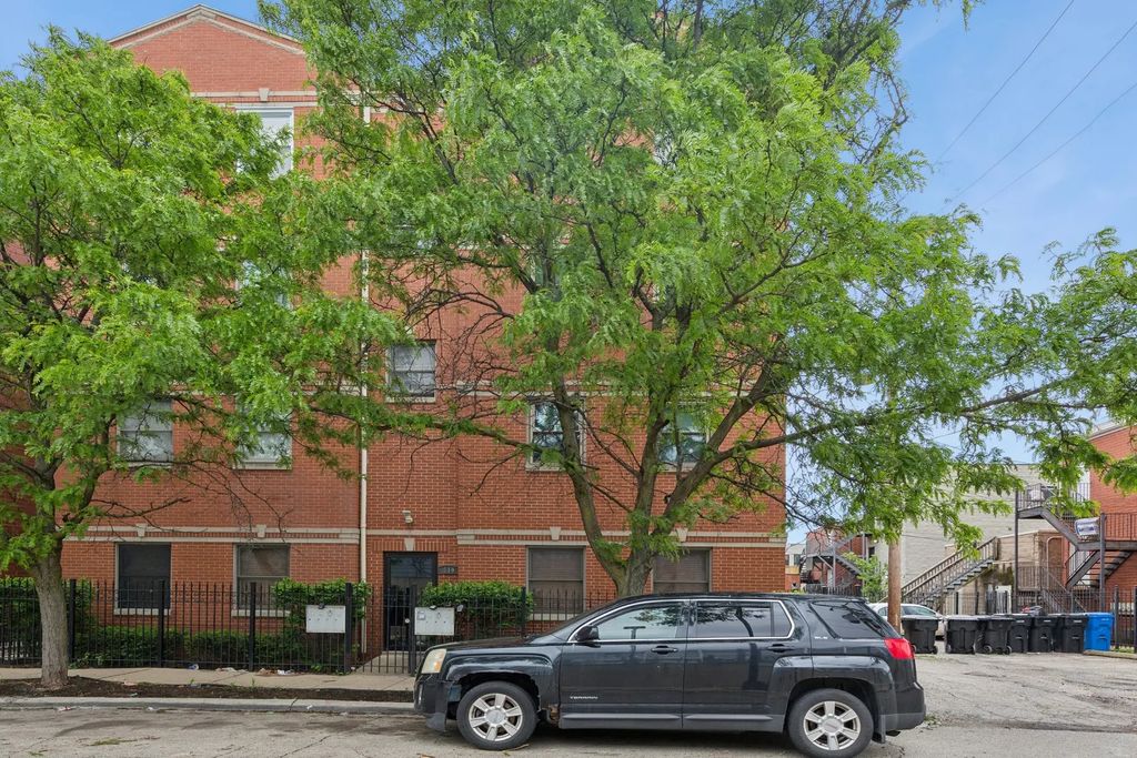 519 S Maplewood Avenue 4s, Chicago