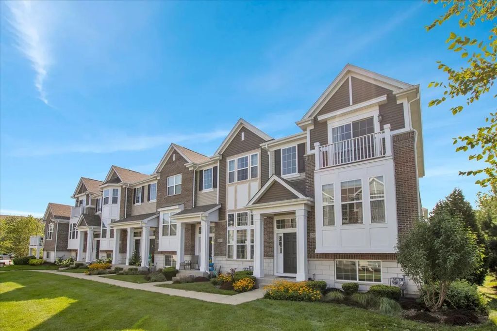 2937 Madison Drive, Naperville
