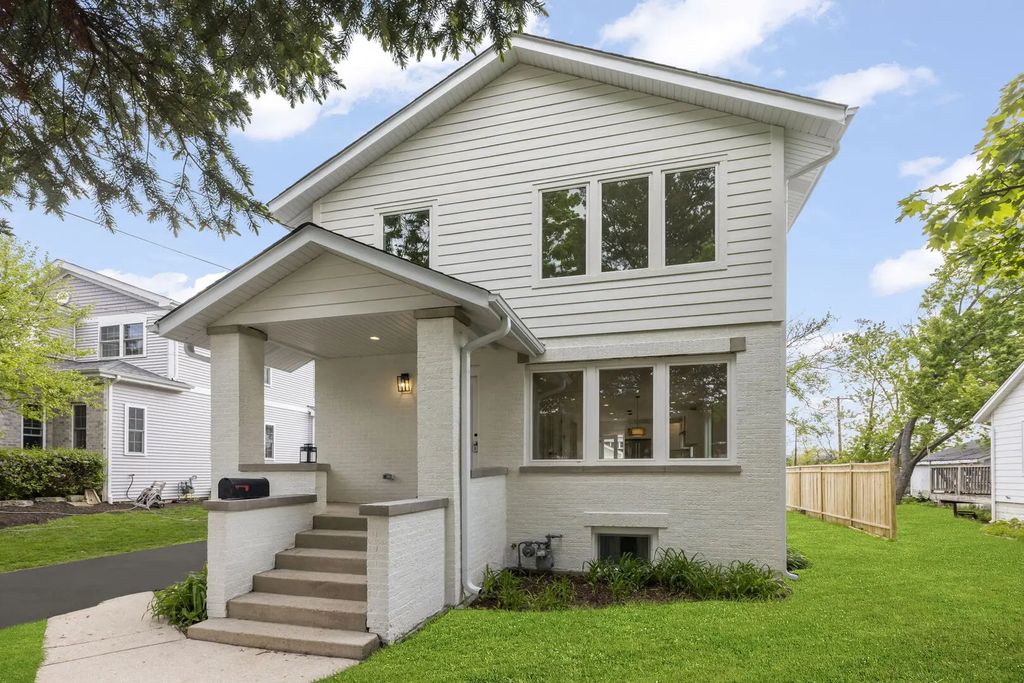 118 N President Street, Wheaton