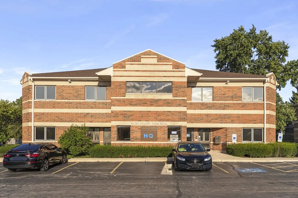 1n131 County Farm Road, Winfield