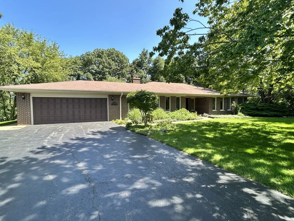 21554 W Countryside Valley Drive, Mundelein