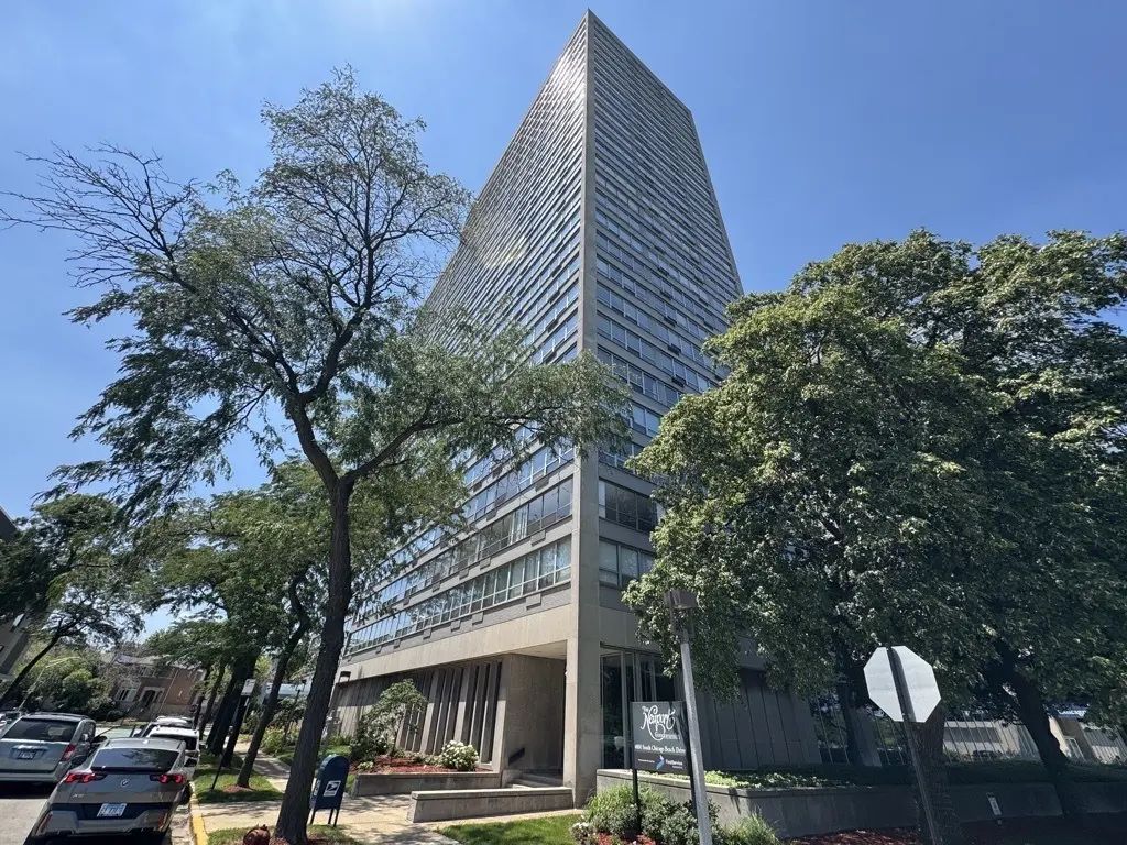 4800 S Chicago Beach Drive 308s, Chicago