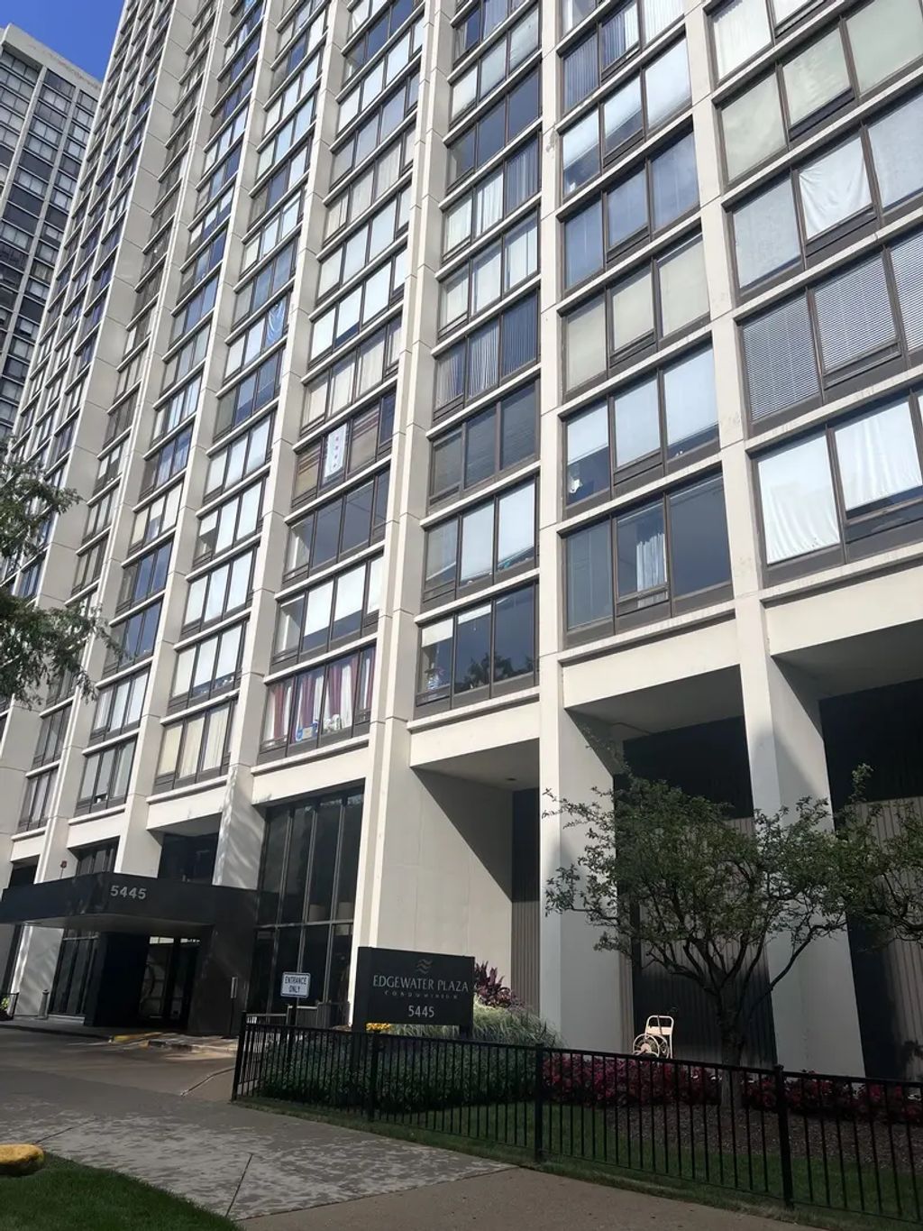5445 N Sheridan Road 1501, Chicago, 60640