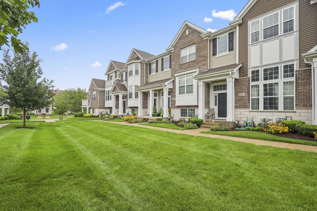2935 Madison Drive, Naperville