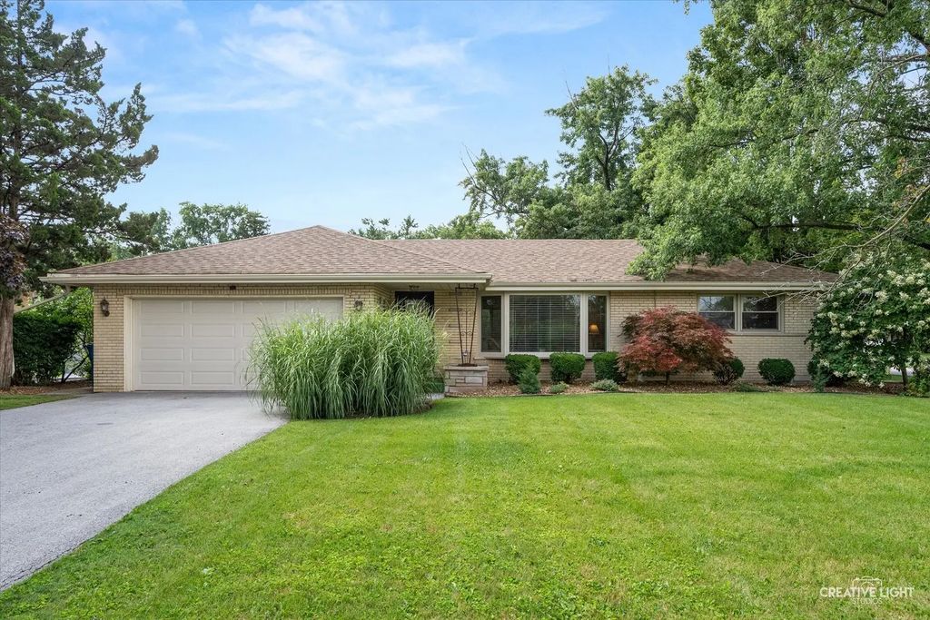 6137 W 127th Street, Palos Heights