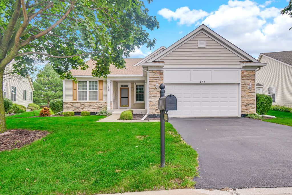 735 Pentwater Road, Romeoville