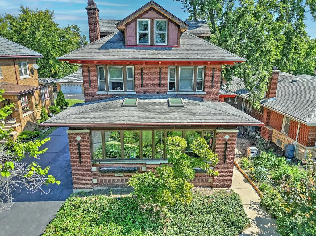 10127 S Hoyne Avenue, Chicago, 60643