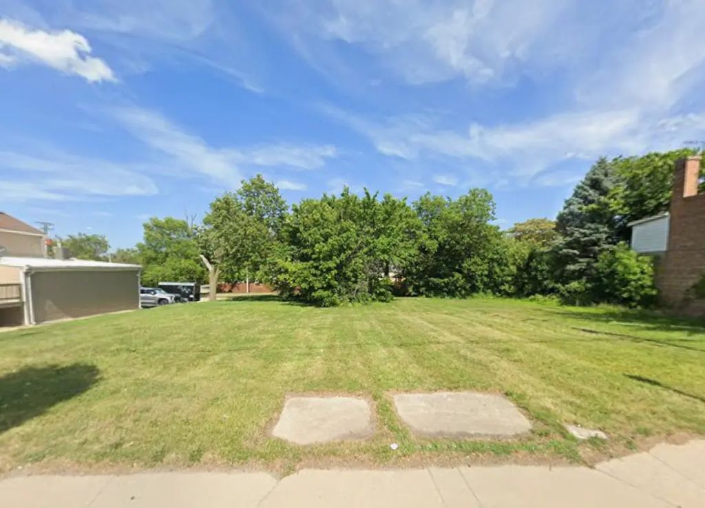 1827 Chicago Road, Chicago Heights