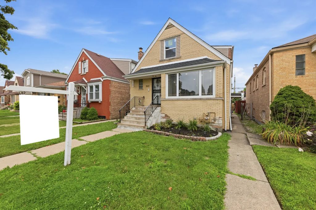 3531 W 73rd Place, Chicago, 60629